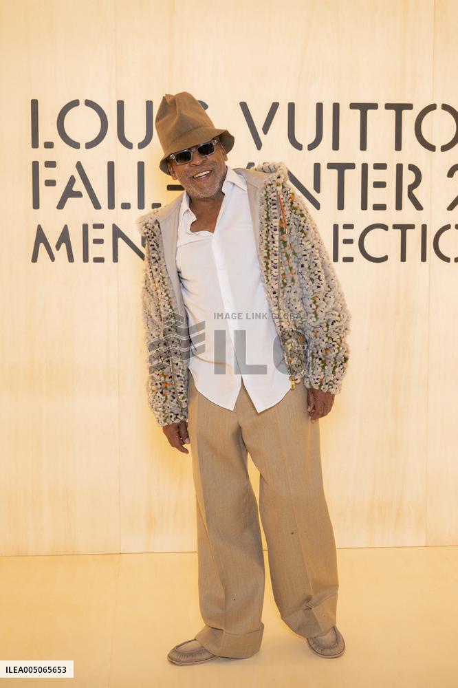 PFW Louis Vuitton Photocall EB