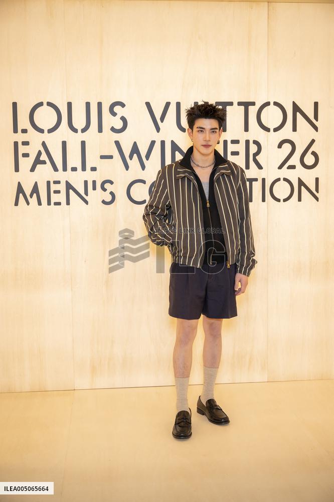 PFW Louis Vuitton Photocall EB