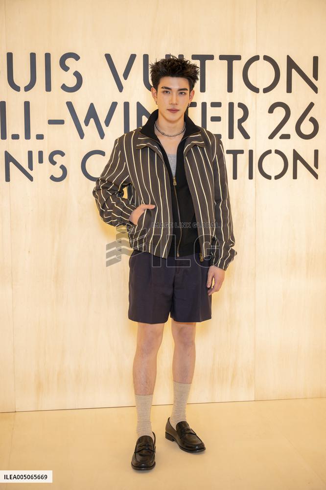 PFW Louis Vuitton Photocall EB