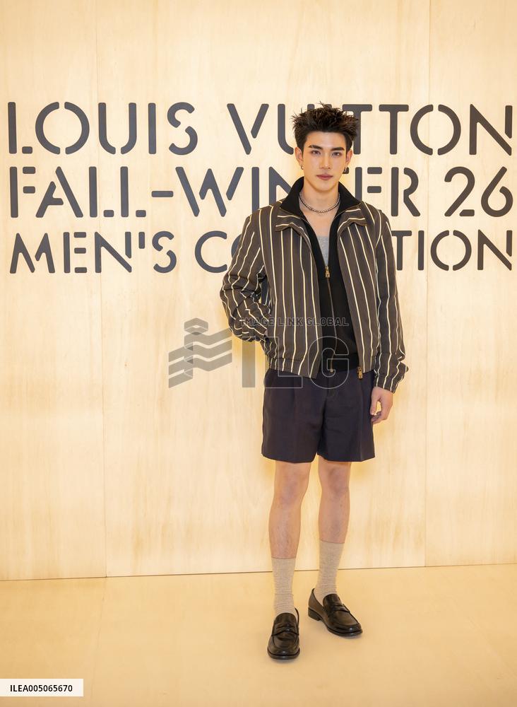 PFW Louis Vuitton Photocall EB