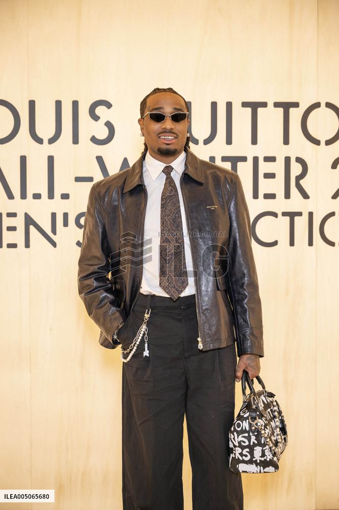 PFW Louis Vuitton Photocall EB