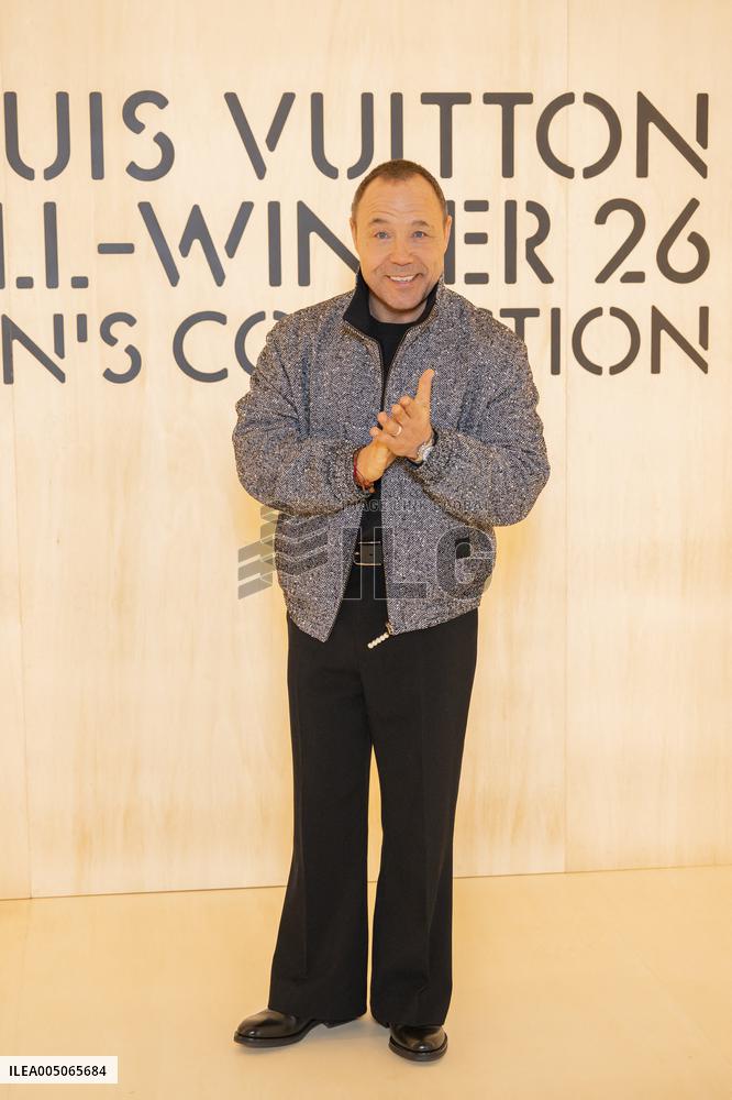 PFW Louis Vuitton Photocall EB