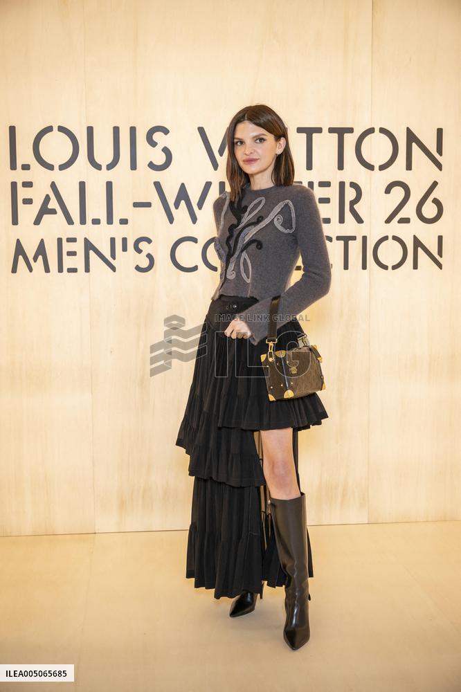 PFW Louis Vuitton Photocall EB