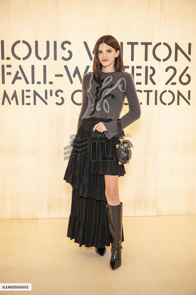 PFW Louis Vuitton Photocall EB