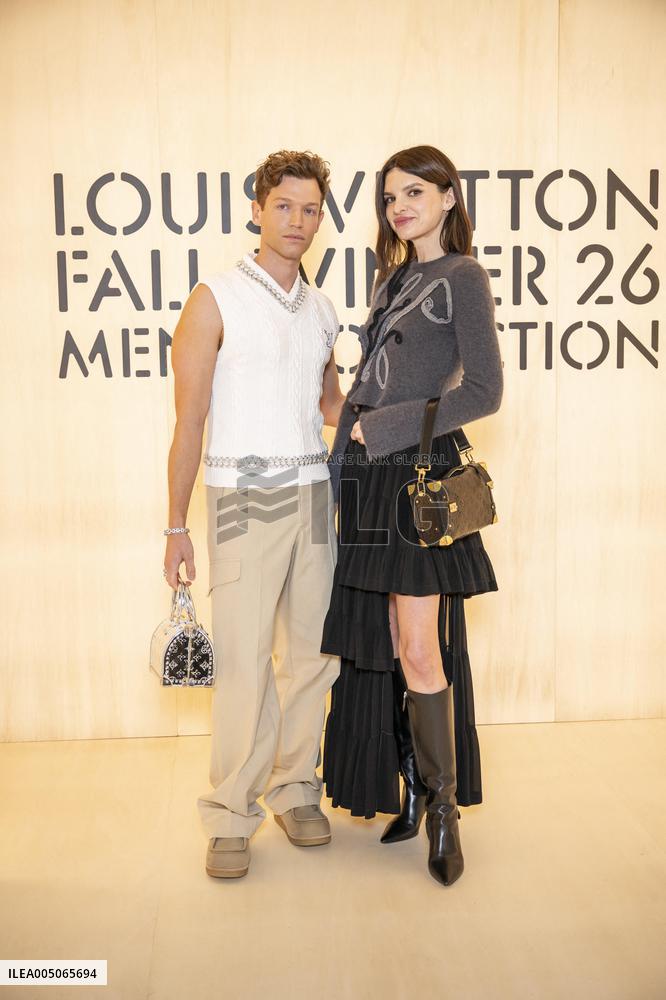 PFW Louis Vuitton Photocall EB