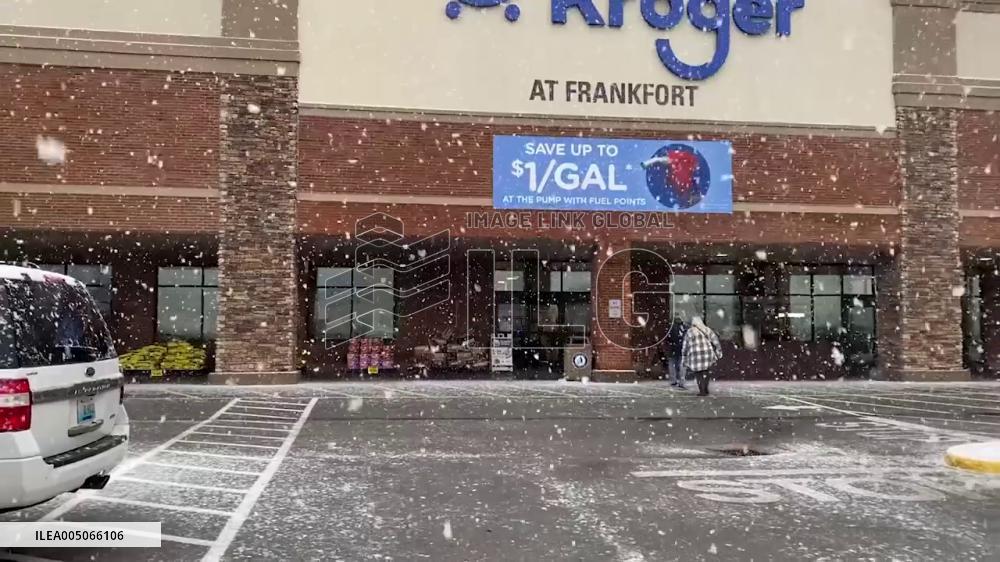 US: Snow Blankets Parts of Kentucky