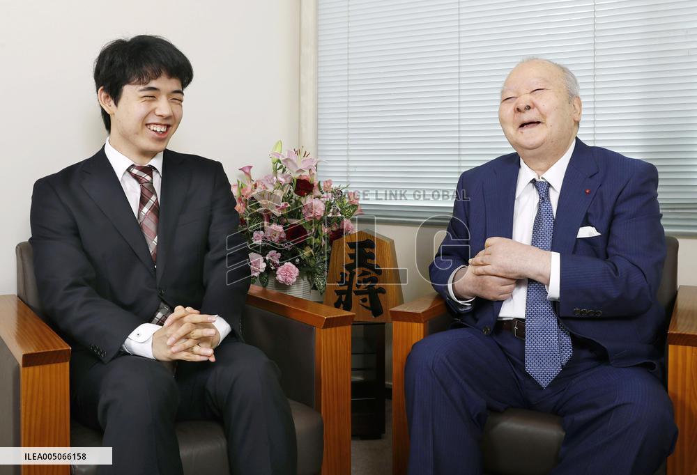 Retired shogi player Hifumi Kato dies at 86