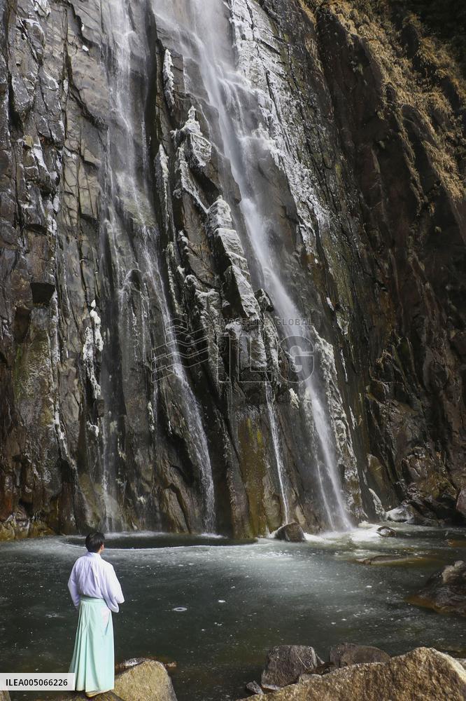 Frozen waterfall in western Japan