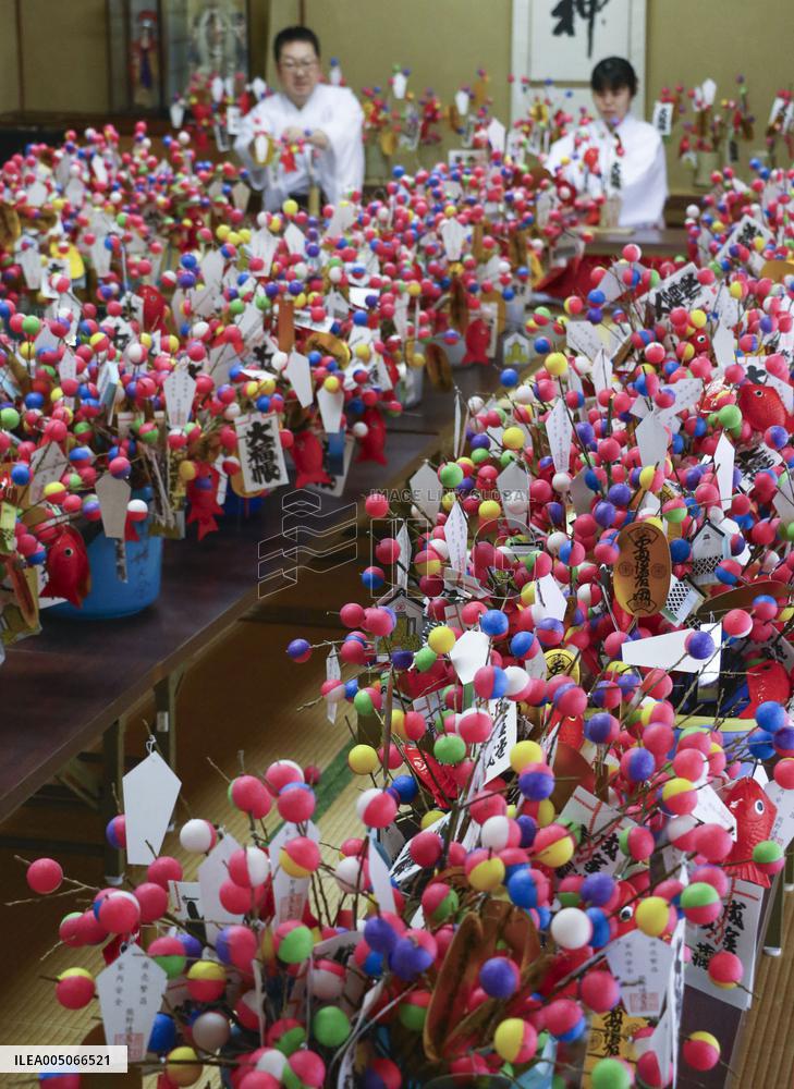 Making of lucky charms at western Japan shrine