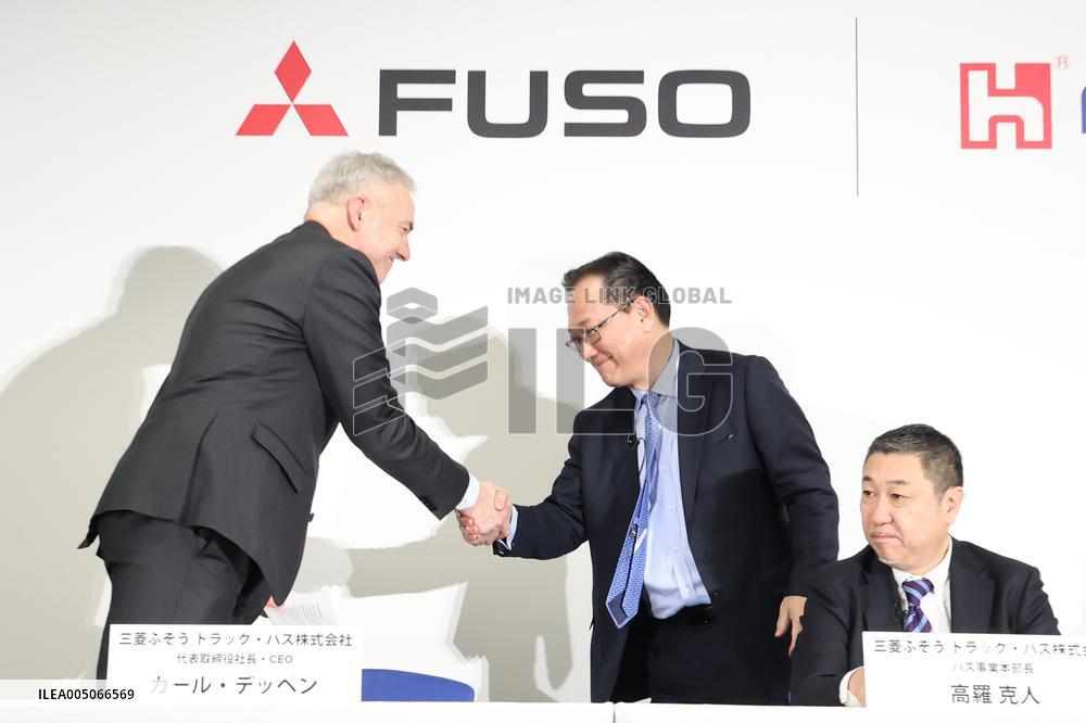 Mitsubishi Fuso Truck and Bus Corporation and Hon Hai Precision Industry Co., Ltd. Joint Press Conference Regarding Bus Business