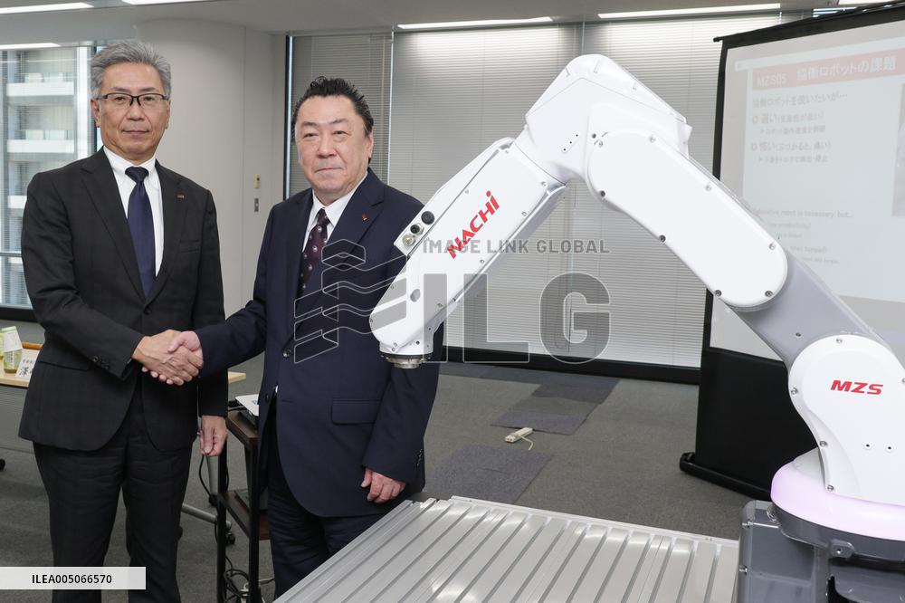 Fujikoshi President's Briefing Session