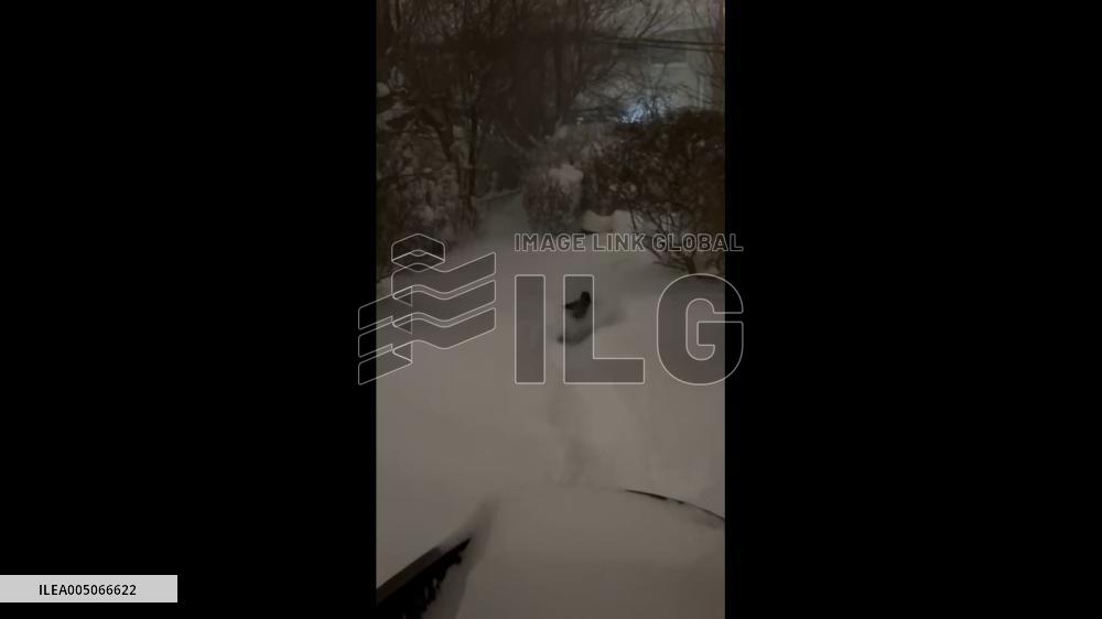 Canada: Record-Breaking Winter Storm Paralyses Southern Ontario with Heavy Snowfall 2