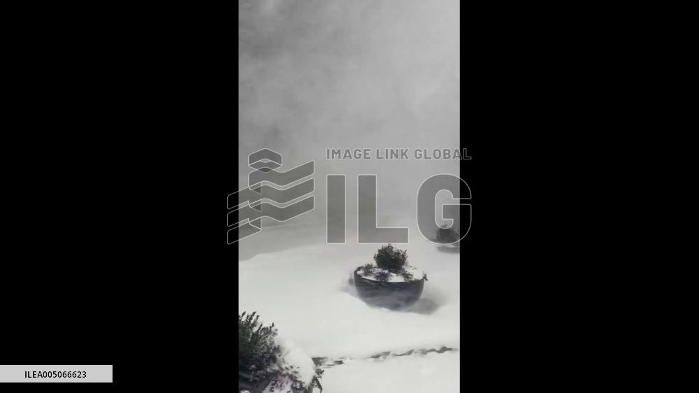 US: Deadly Winter Storm Brings Snow, Ice and Power Outages 3