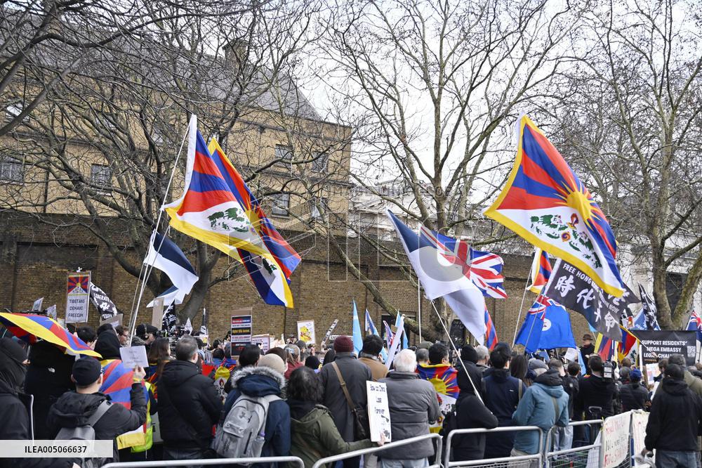 Protest against Chinese embassy transfer in London