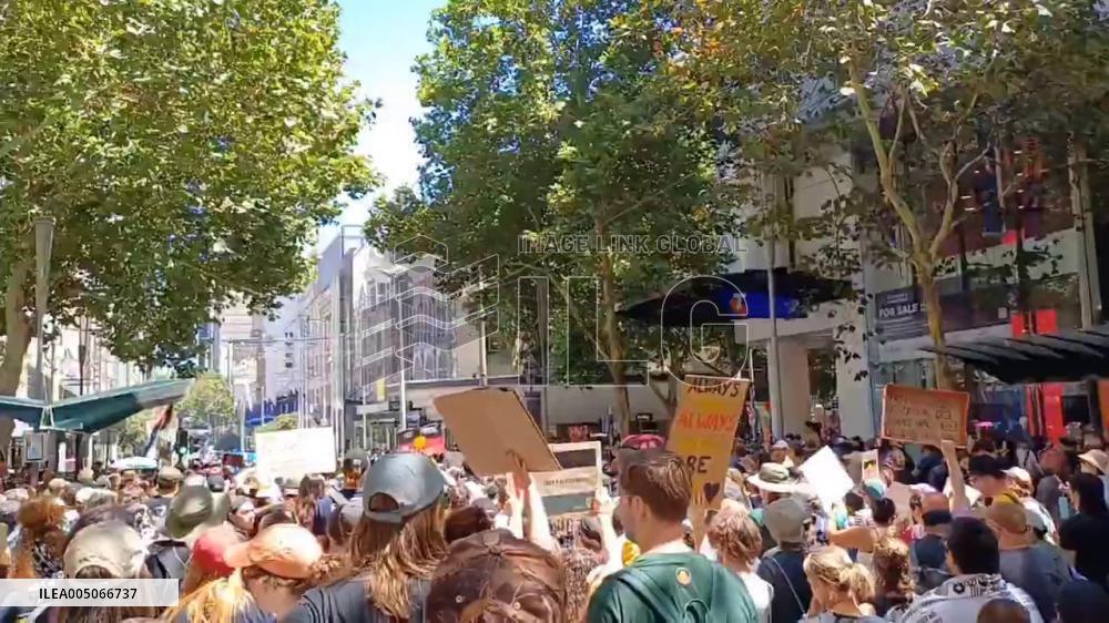 Australia: Tens of Thousands Join Invasion Day Rallies