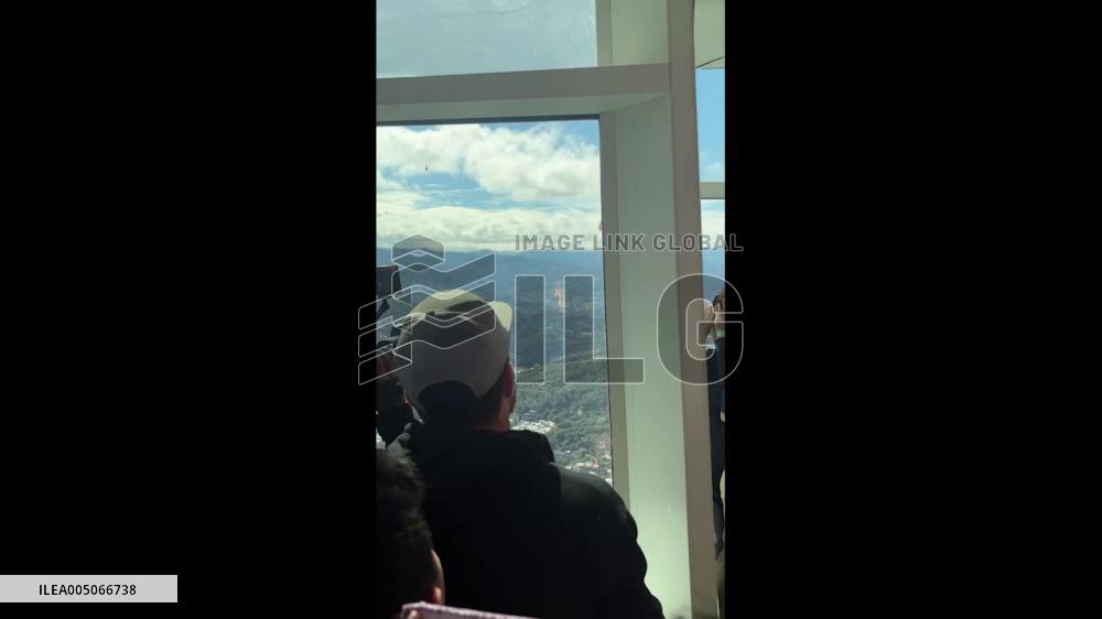 Taiwan: American Climber Alex Honnold Scales Taipei 101 Without Safety Gear 3