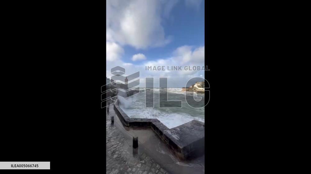 UK: Storm Chandra Pounds Cornwall With Fierce Winds and Coastal Waves