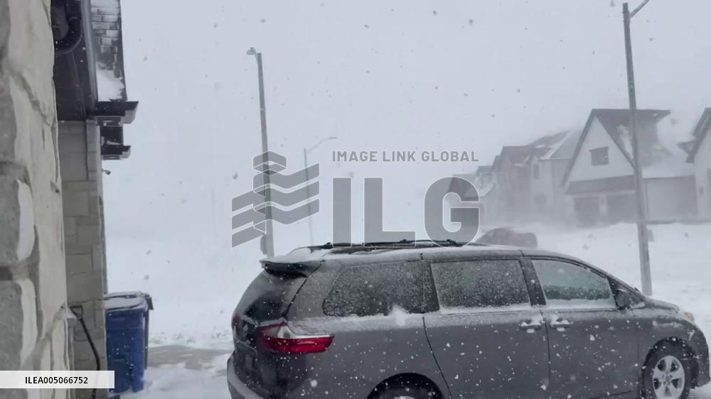 Canada: Snow Squalls and Cold Weather Continue to Batter Southern Ontario