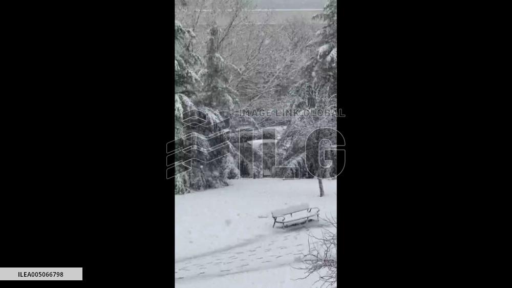 Spain: Storm Kristin Brings Snow to Madrid Causing Traffic Disruptions 7