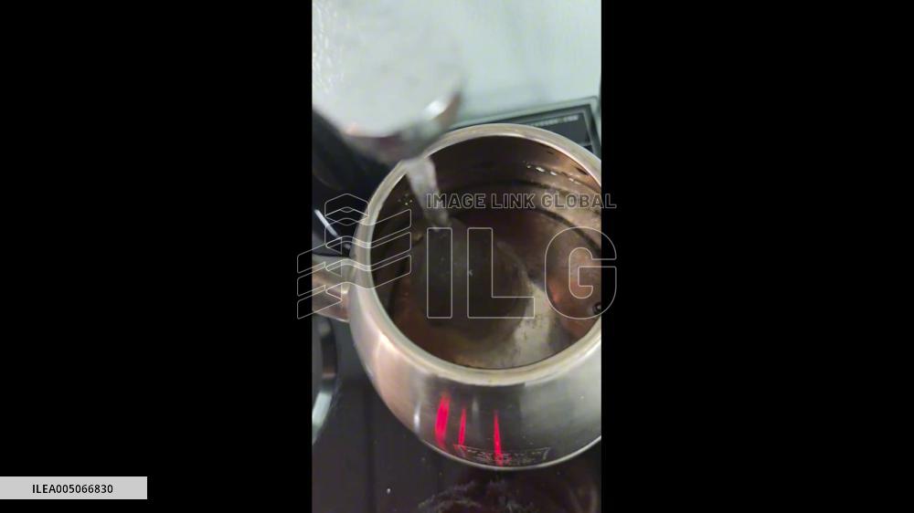 China: Watch Tap Water Freeze Instantly in Bitter Cold