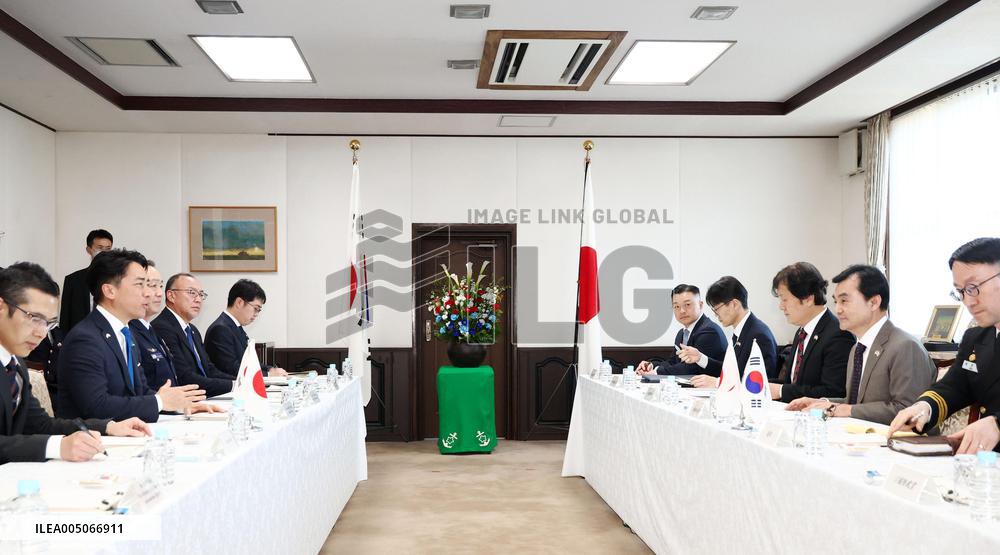 Japan-S. Korea defense talks