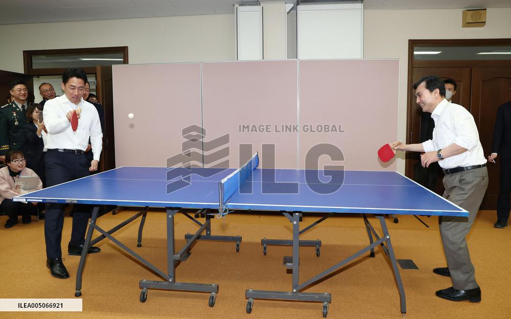 Japan-S. Korea defense talks