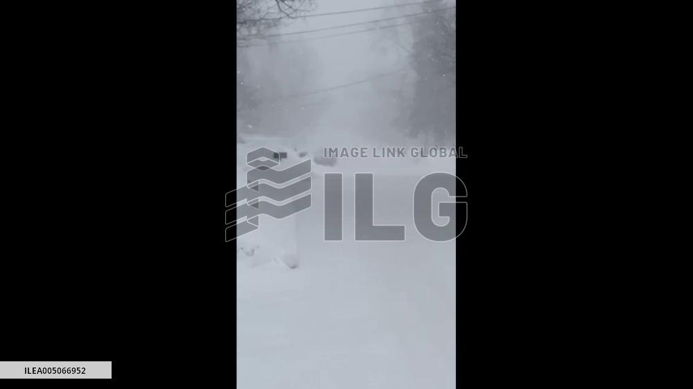 US: Arctic Air Mass Brings Significant Lake-Effect Snow to Michigan