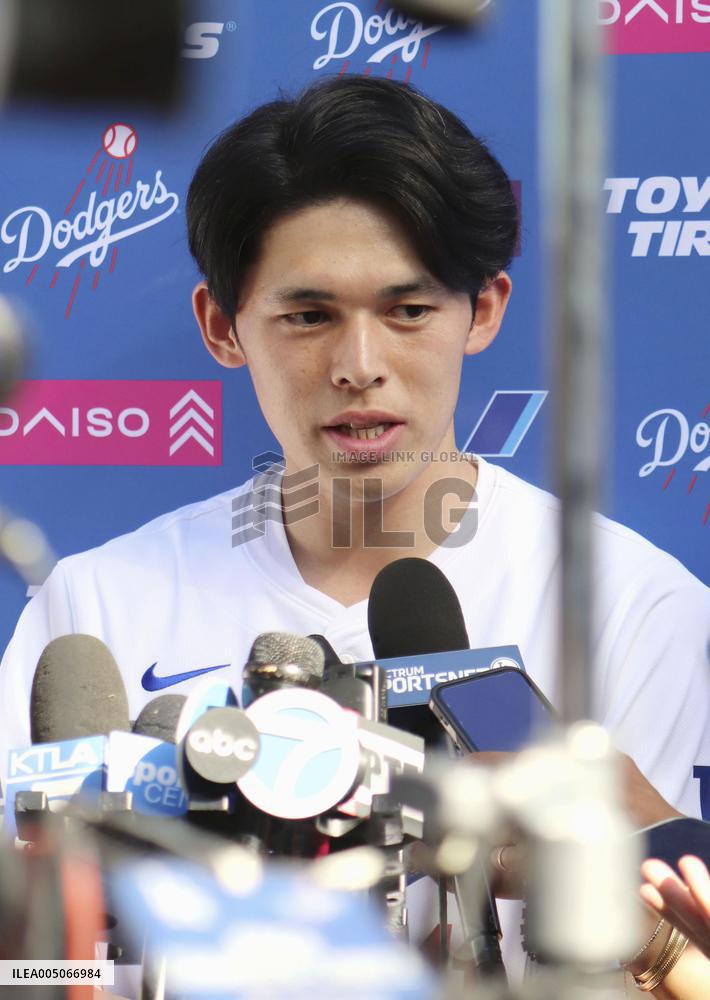 Baseball: Roki Sasaki