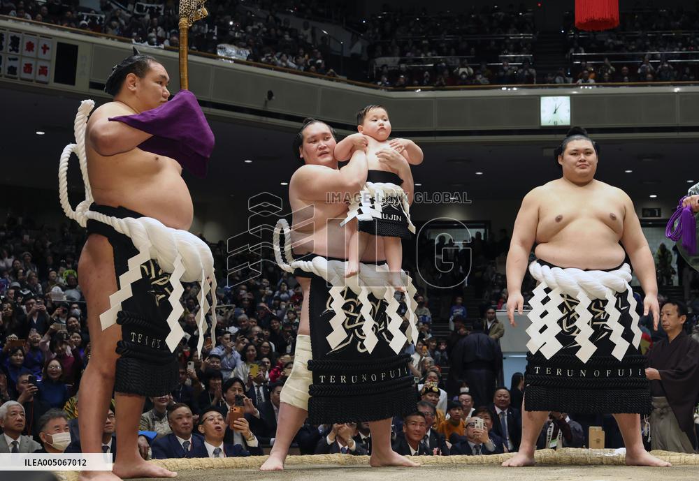 Retirement ceremony for ex-yokozuna Terunofuji