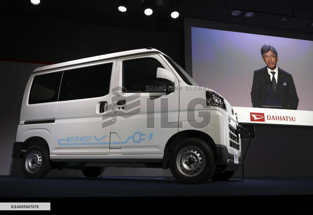 Daihatsu launches e-Hijet Cargo