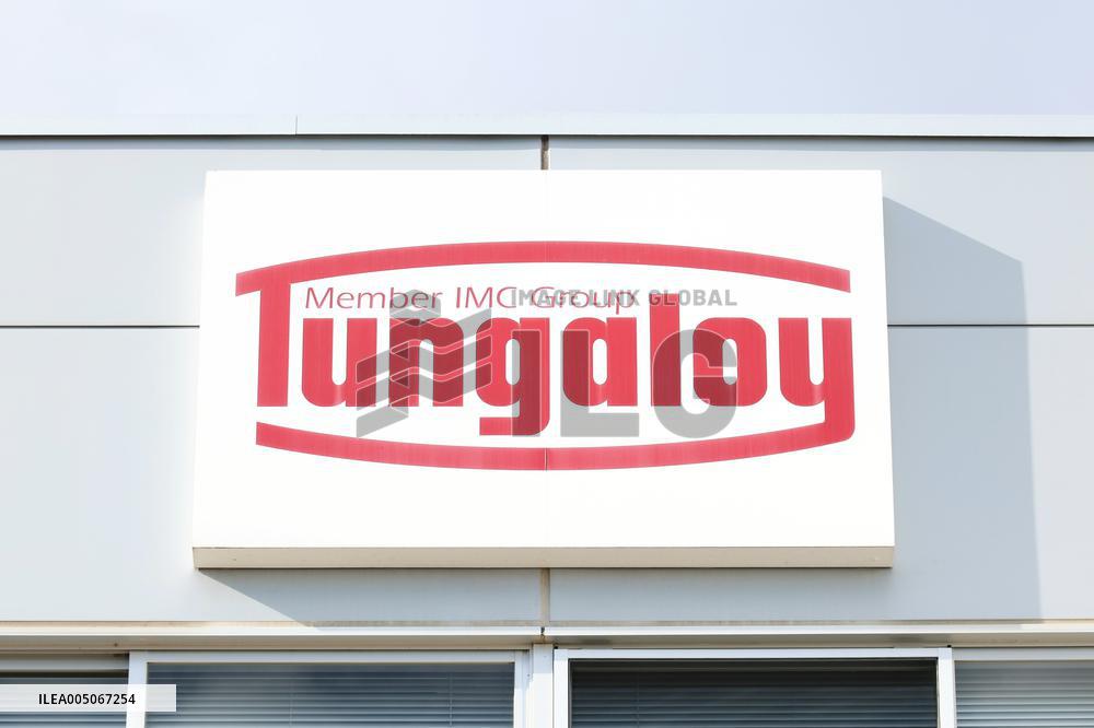 Tungaloy signboard and logo