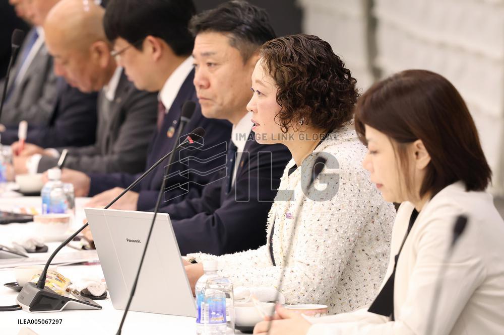 Keidanren and Rengo Roundtable