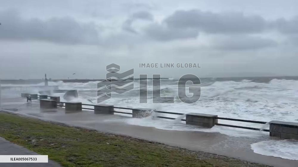 Ireland: Strong Winds Send Huge Waves Crashing Along Dublin Coast
