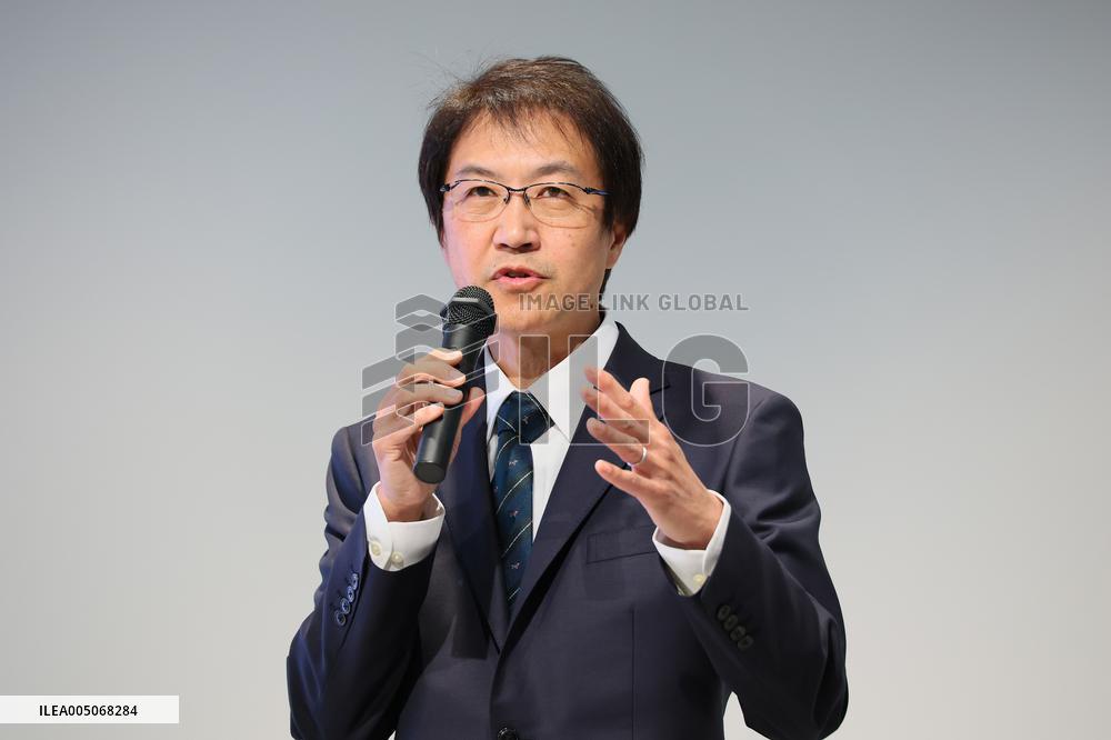 Mitsui Chemicals President Change Press Conference