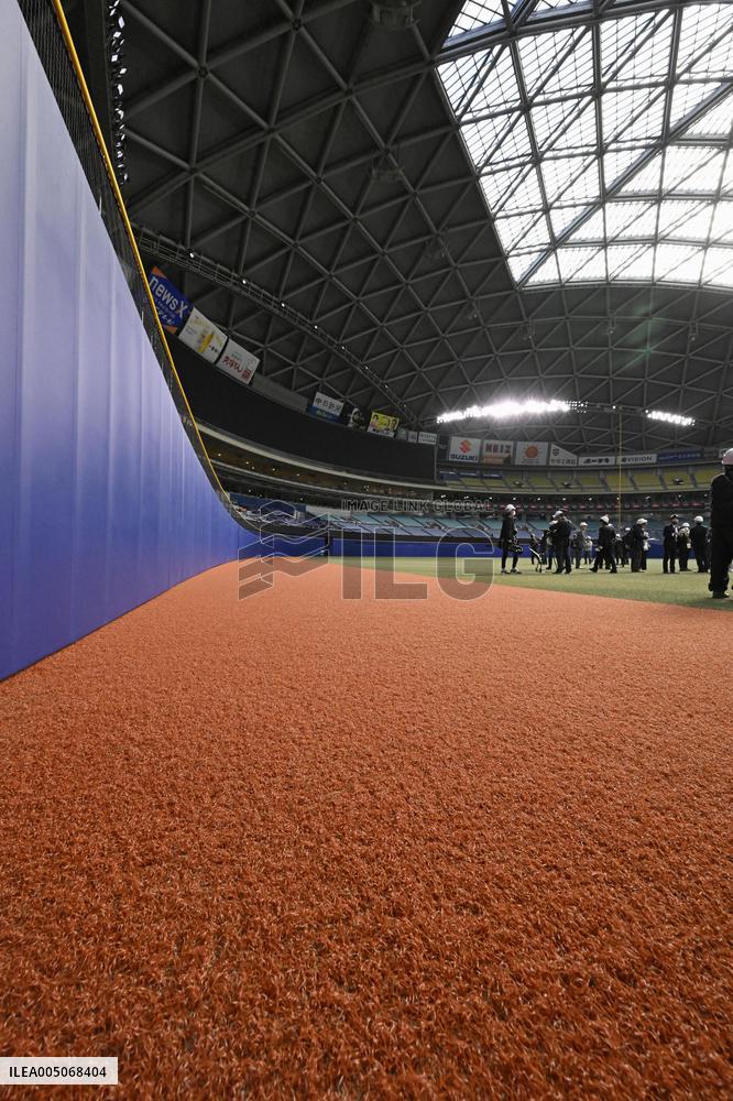 Biodegradable artificial turf at Vantelin Dome
