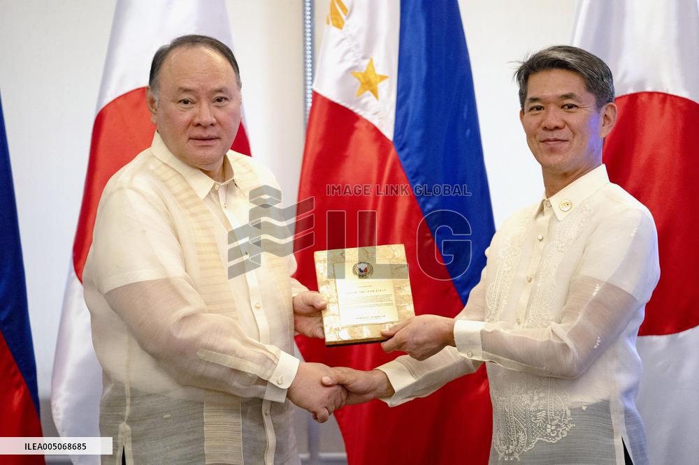 Japan's delivery of surveillance radar systems to Philippines