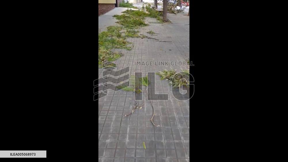 Spain: High Winds Lash Barcelona Area as Storm Nils Arrives 4