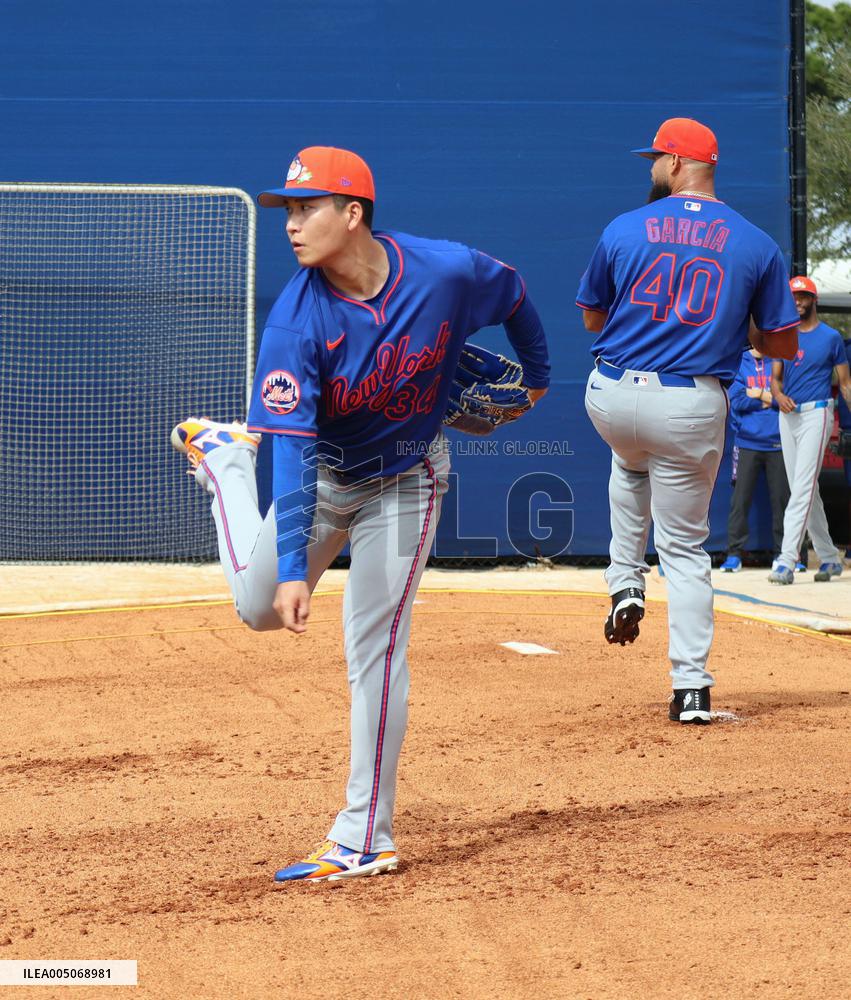 Baseball: MLB spring training