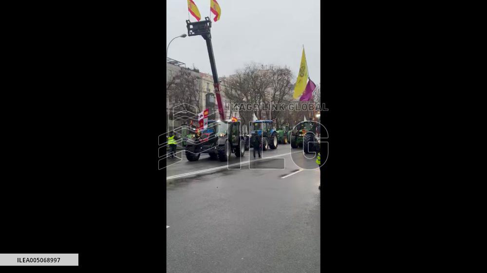 Spain: Farmers on Tractors Protest in Madrid Over Mercosur Deal and CAP Policy
