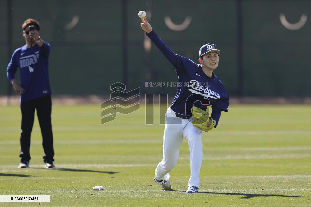Baseball: MLB spring training