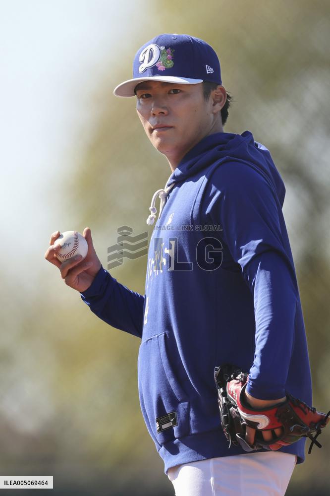 Baseball: MLB spring training