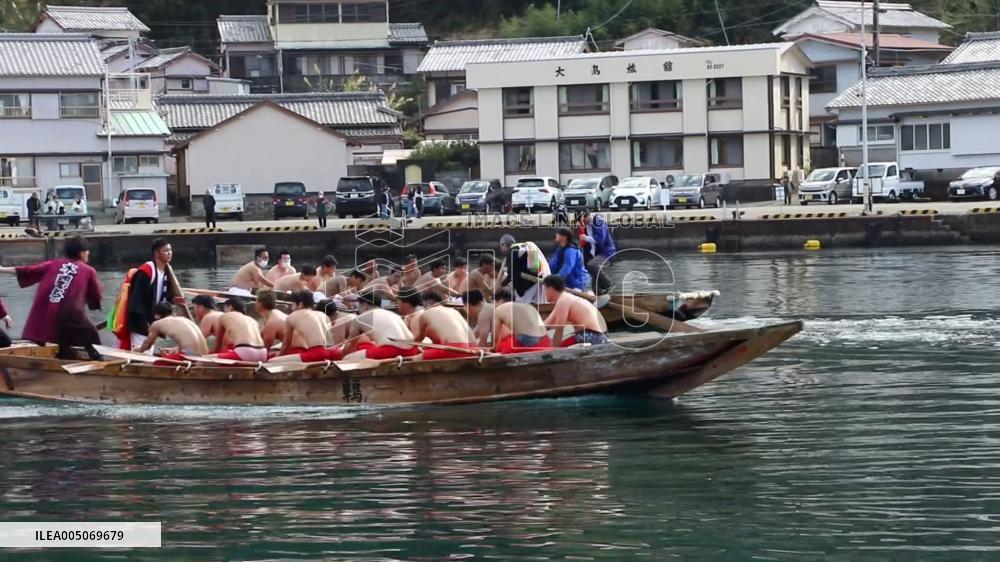 Boat-racing festival for good haul