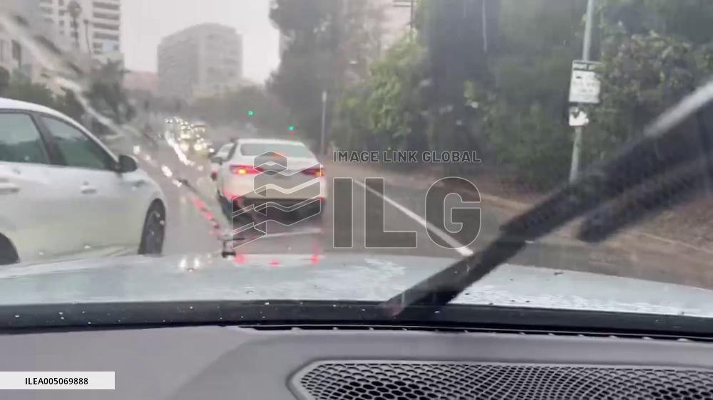 US: Heavy Rain Triggers Flash Flooding in Los Angeles 2