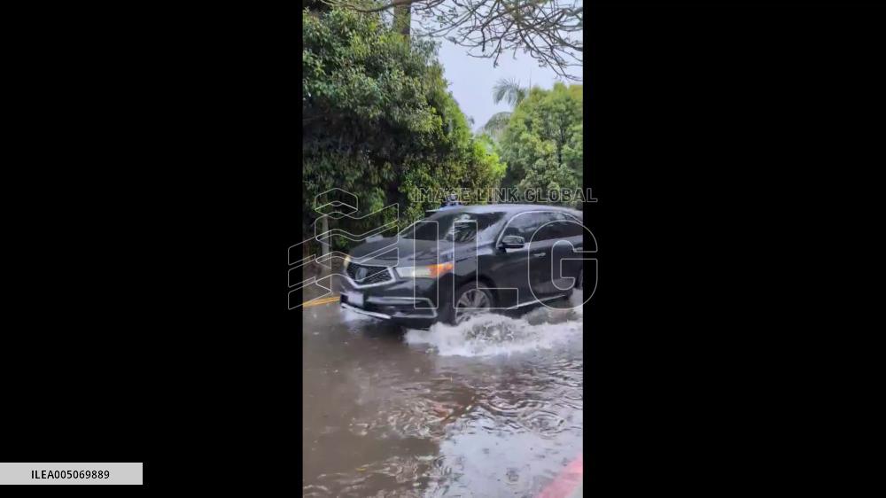 US: Heavy Rain Triggers Flash Flooding in Los Angeles