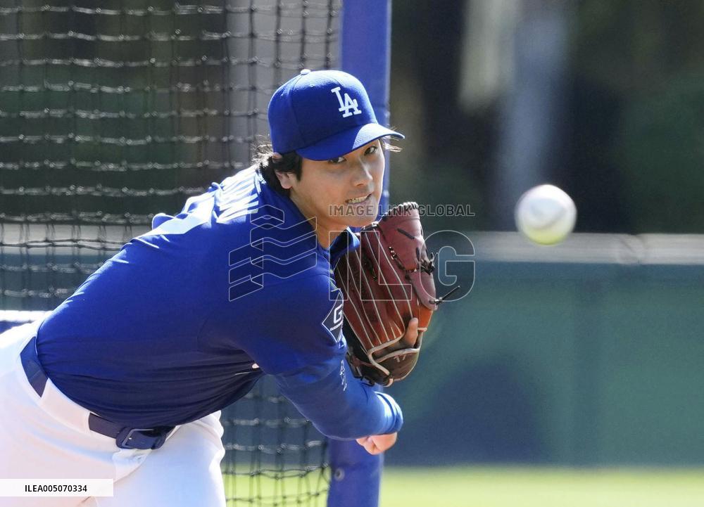 Baseball: MLB spring training