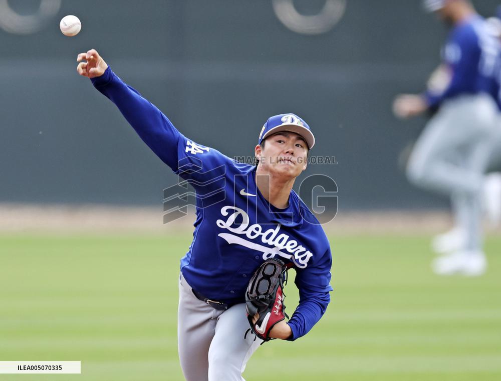 Baseball: MLB spring training
