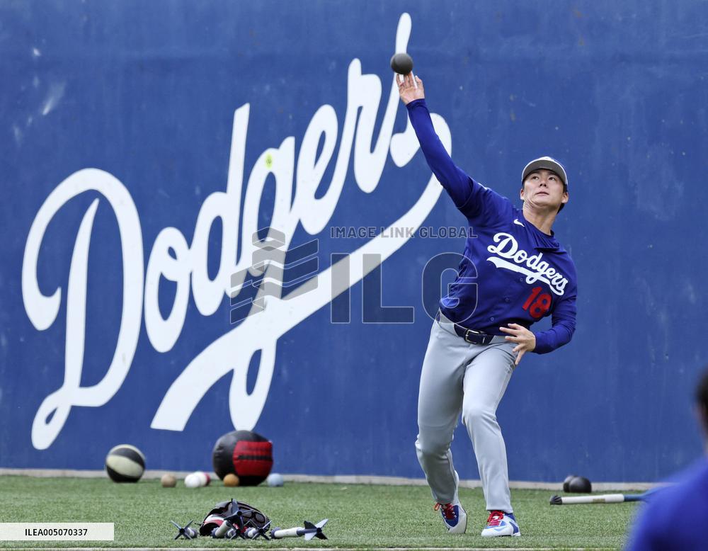 Baseball: MLB spring training