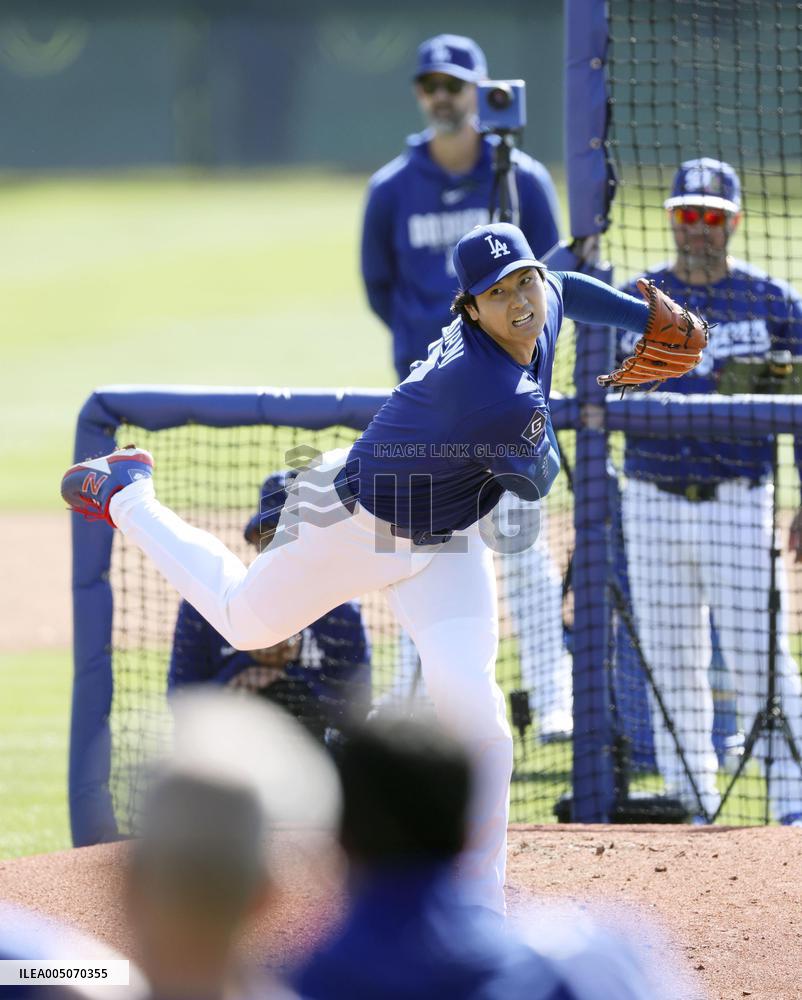 Baseball: MLB spring training