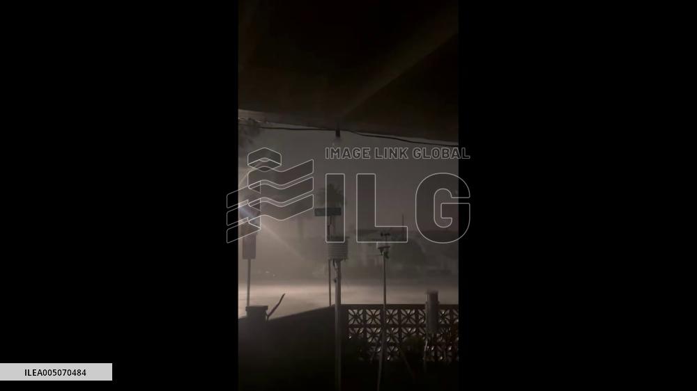 US: Storm Brings Rain and Gusty Winds to Southern California Overnight