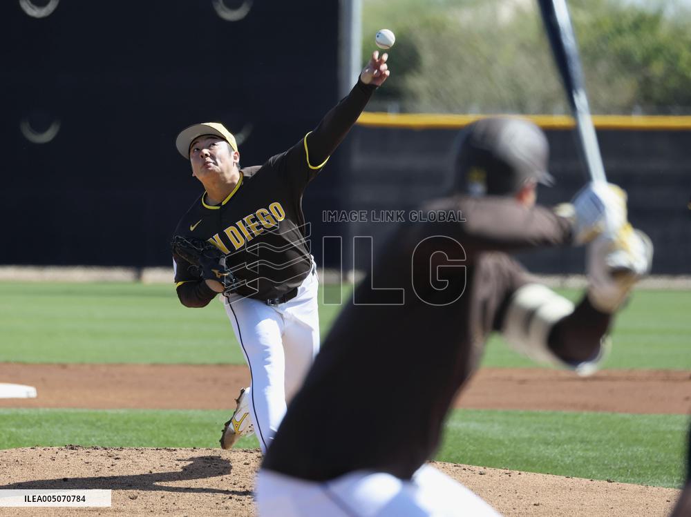 Baseball: MLB spring training